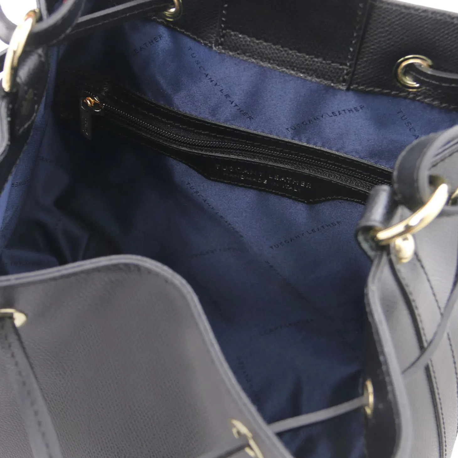 Beuteltasche aus Leder