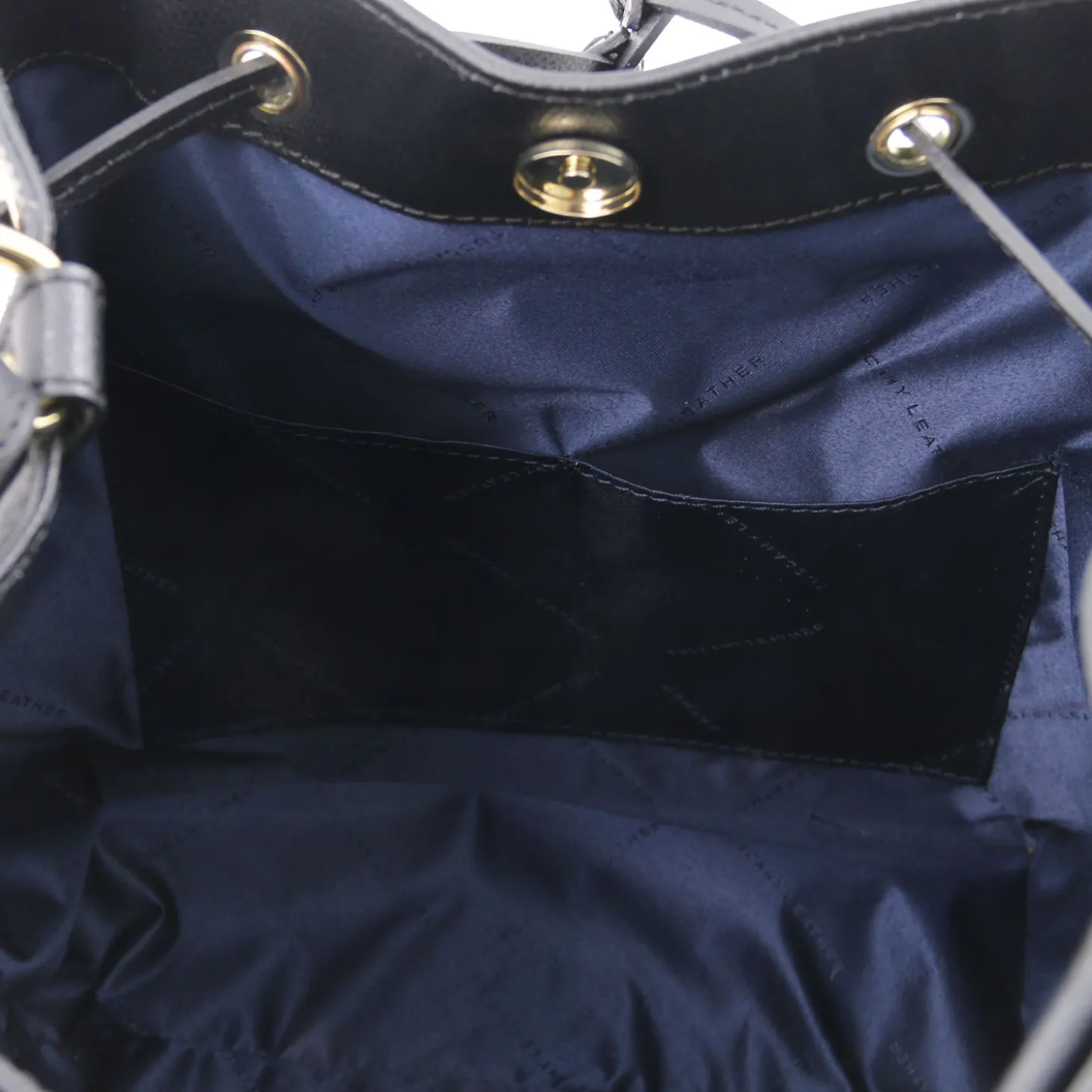 Beuteltasche aus Leder