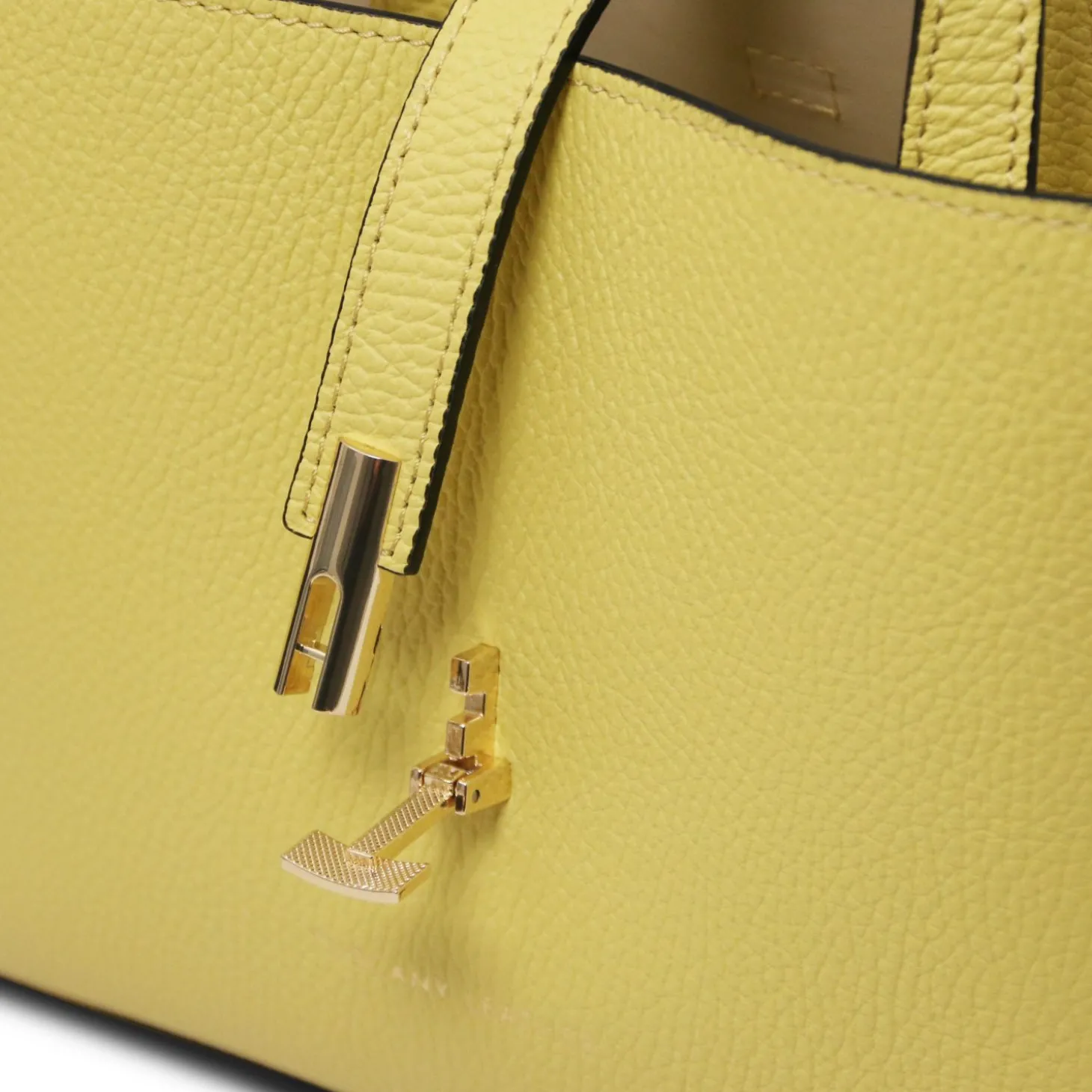 Handtasche aus Leder