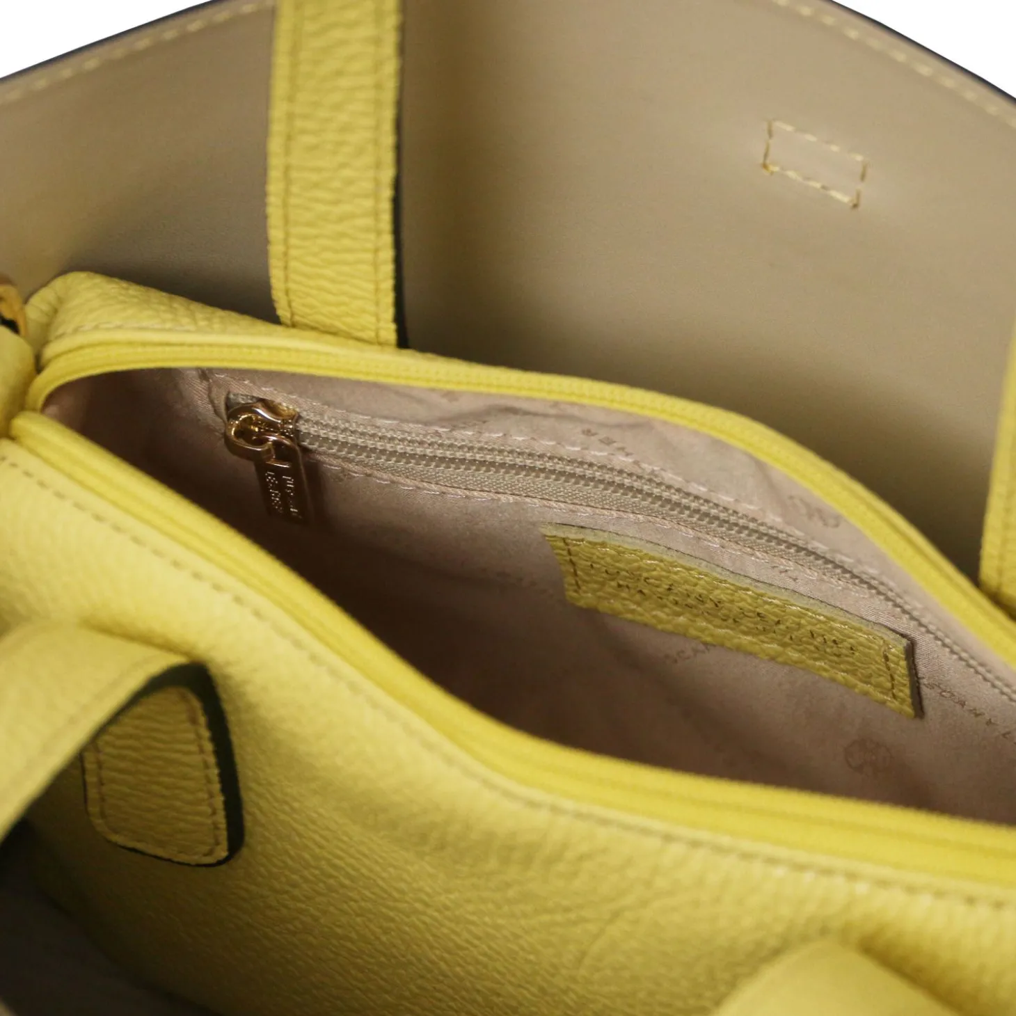 Handtasche aus Leder