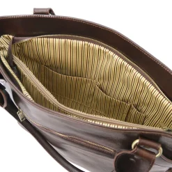 Henkeltasche aus Leder