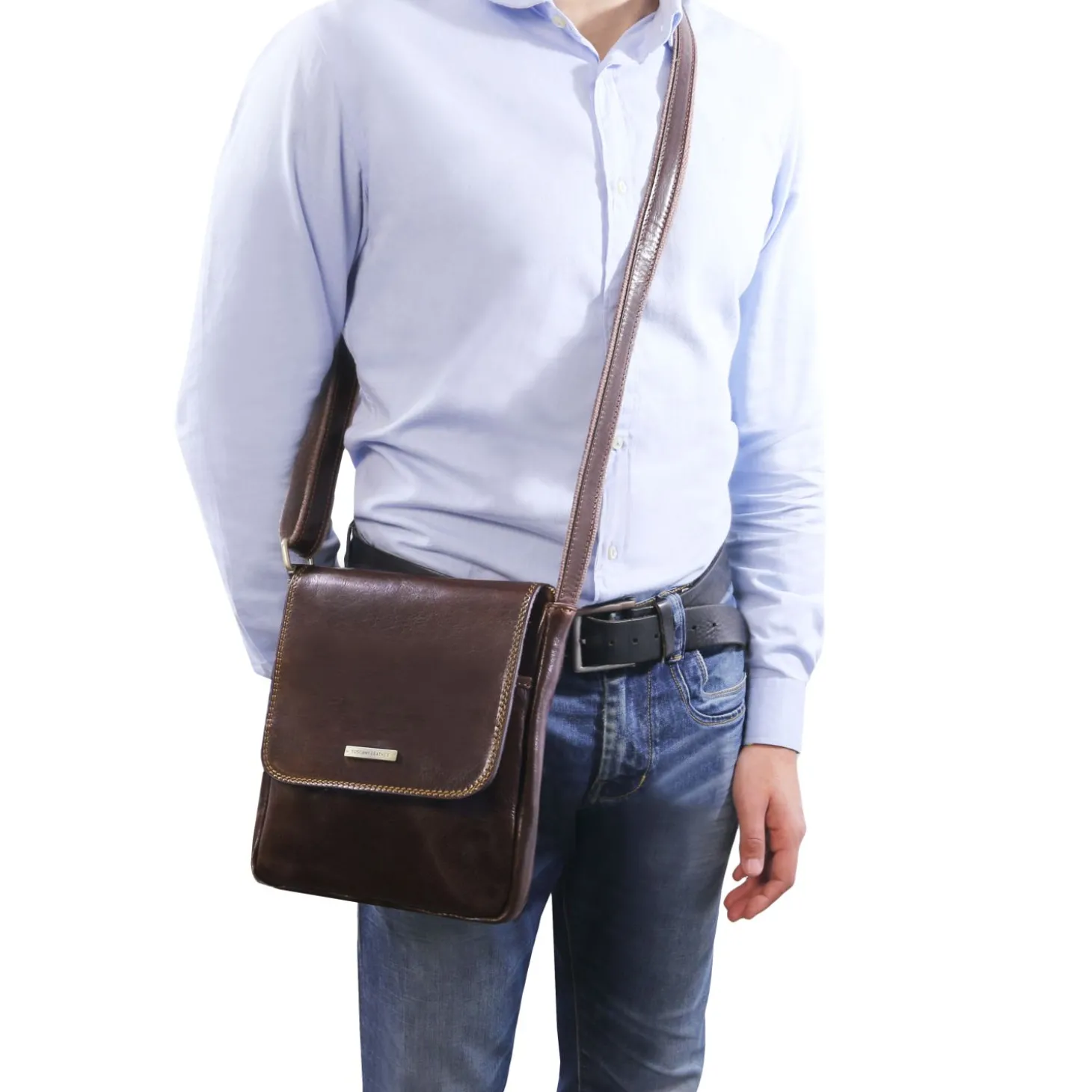Herrentasche aus Leder mit Reißverschlussfach