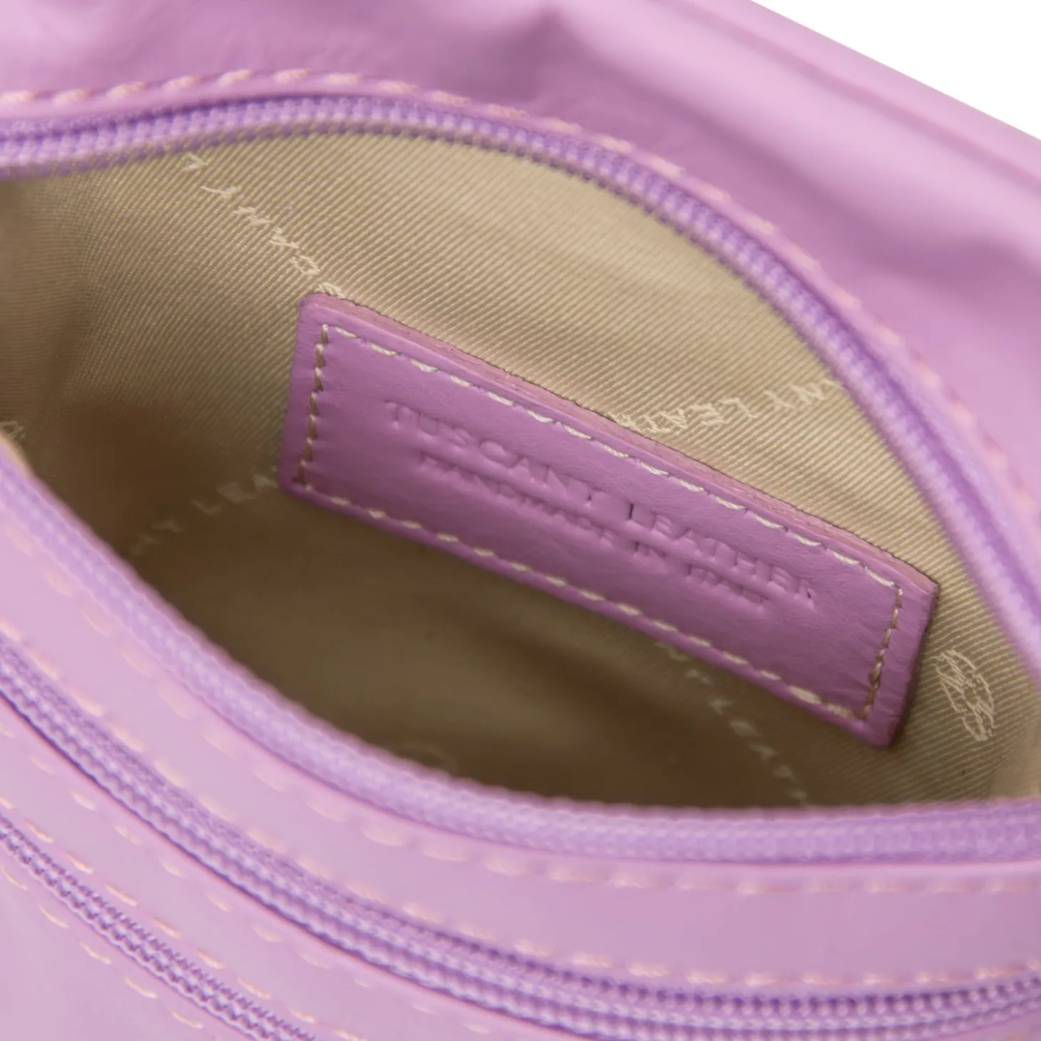 Mini Schultertasche aus Weichem Leder