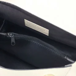Schultertasche aus Leder
