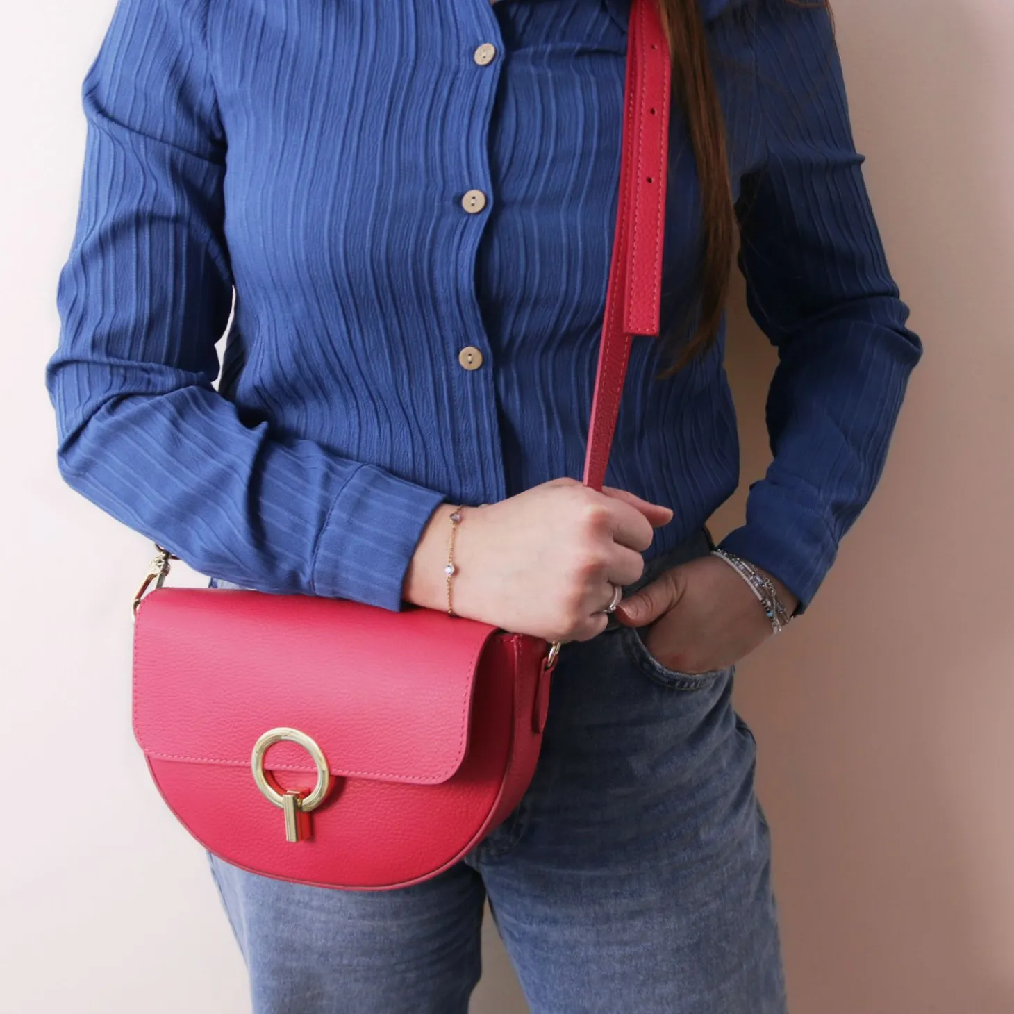 Schultertasche aus Leder