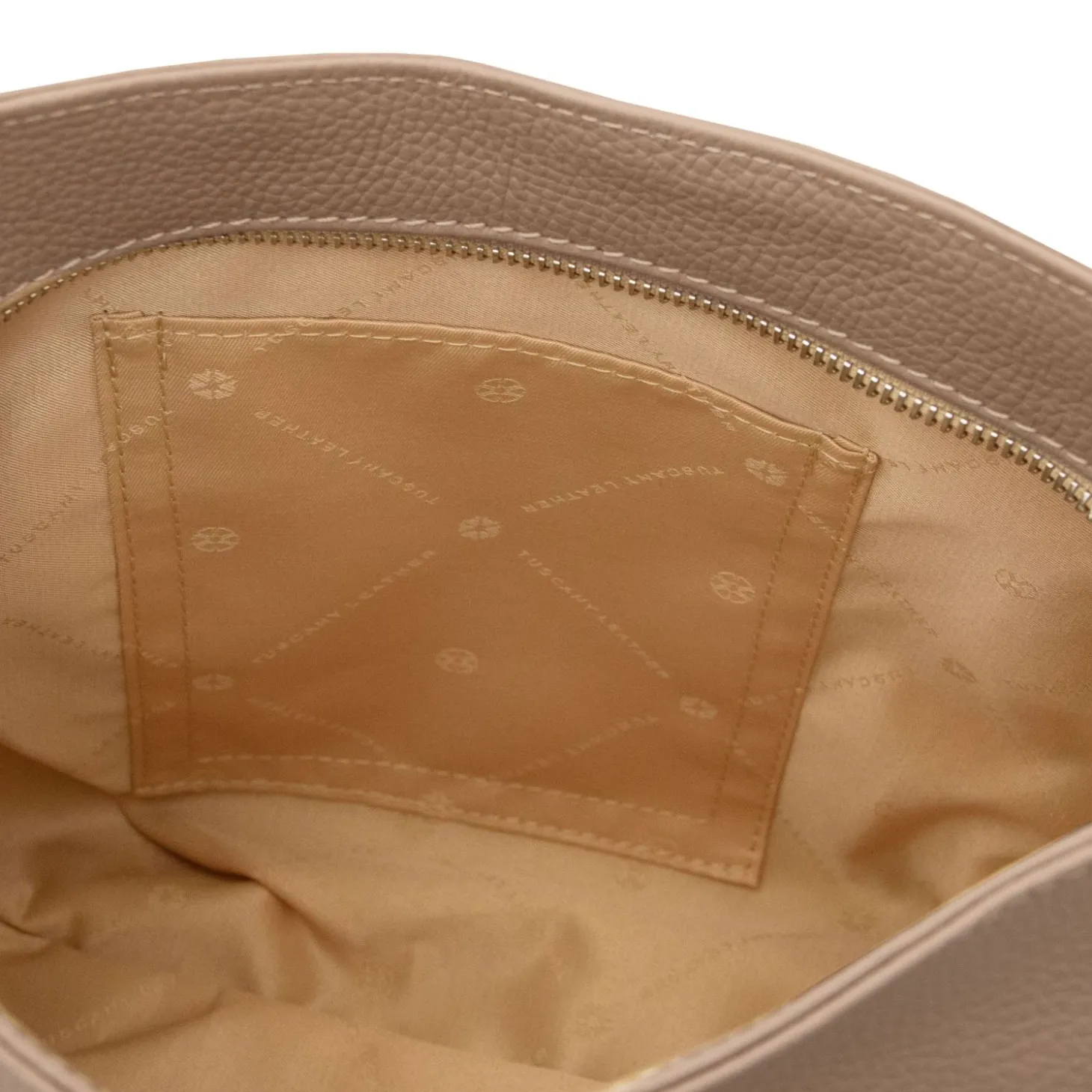 Schultertasche aus Weichem Leder