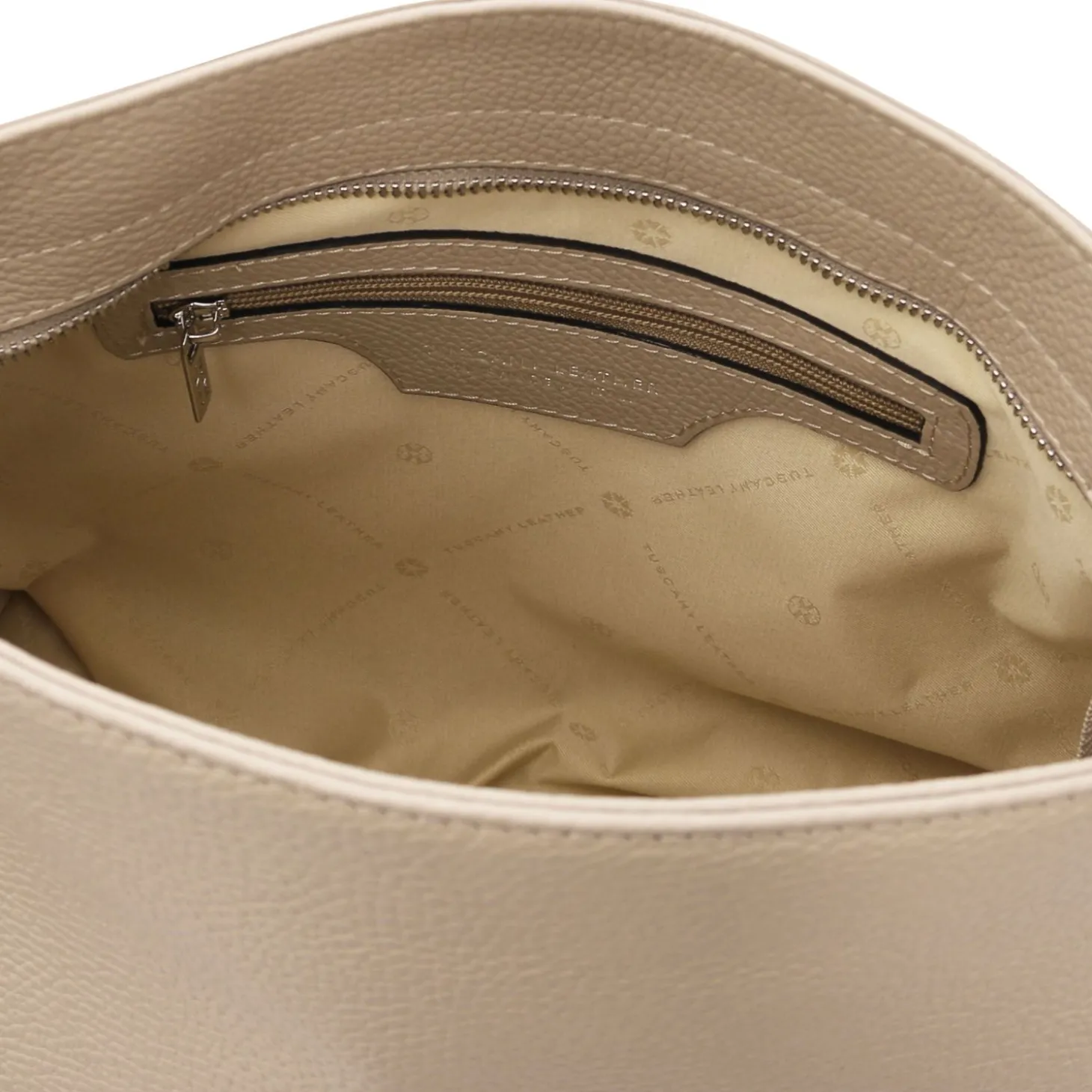 Schultertasche aus Weichem Leder