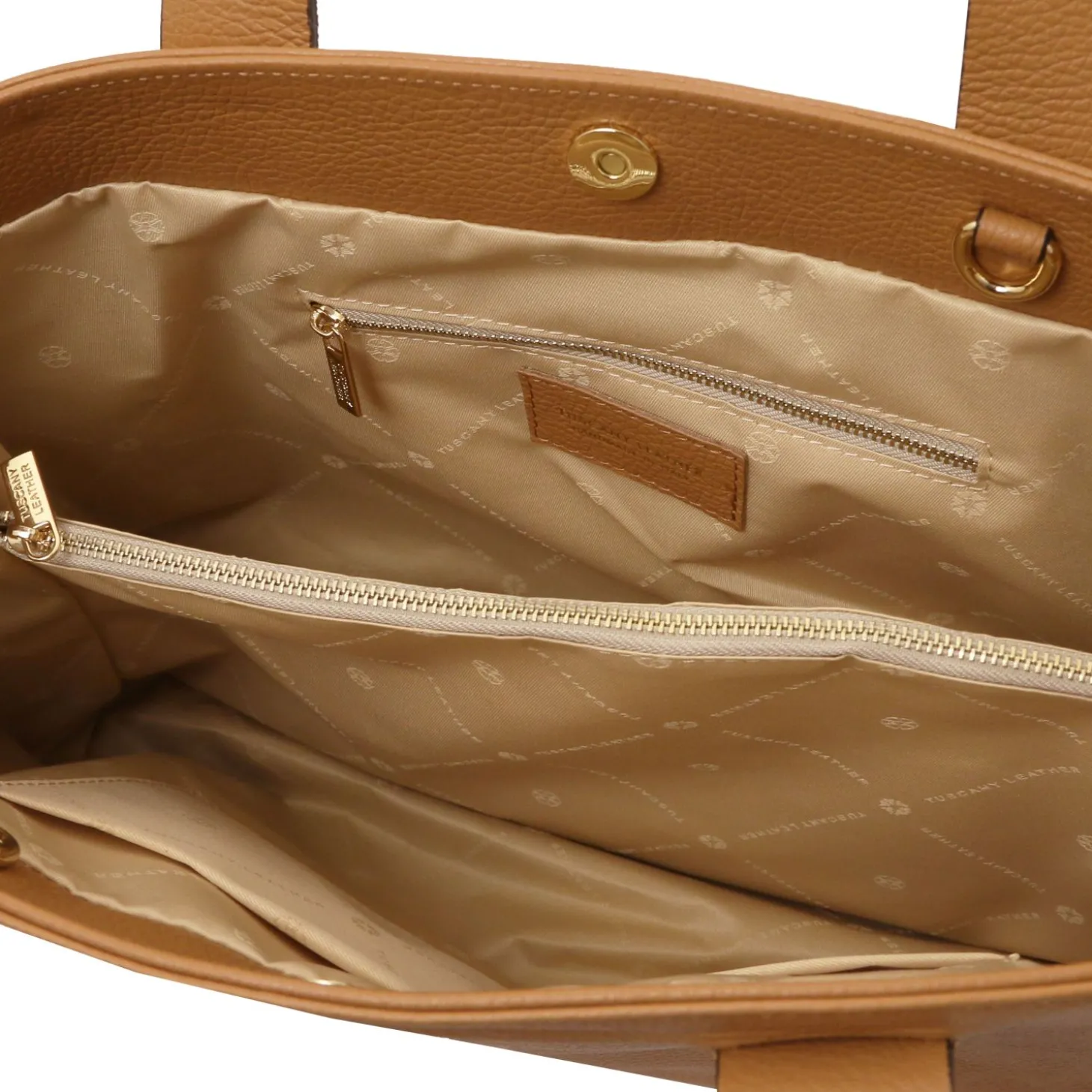 Schultertasche aus Weichem Leder