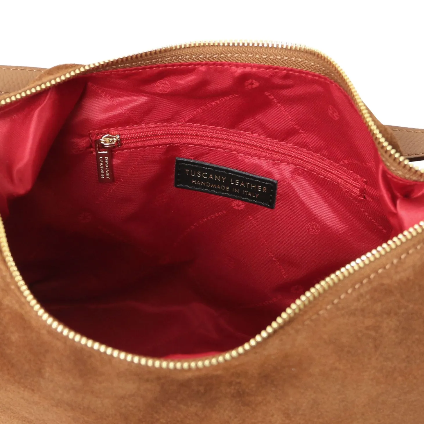 Schultertasche aus Wildleder