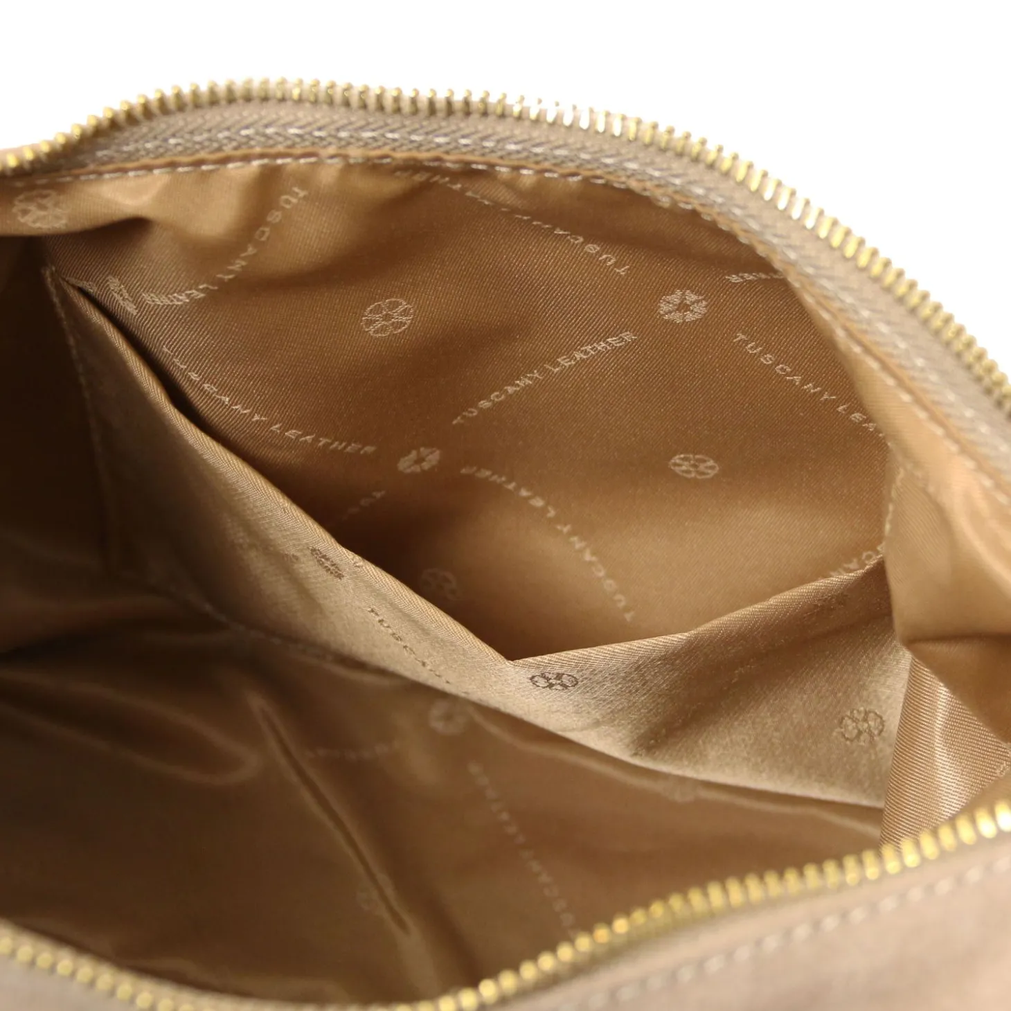 Schultertasche aus Wildleder