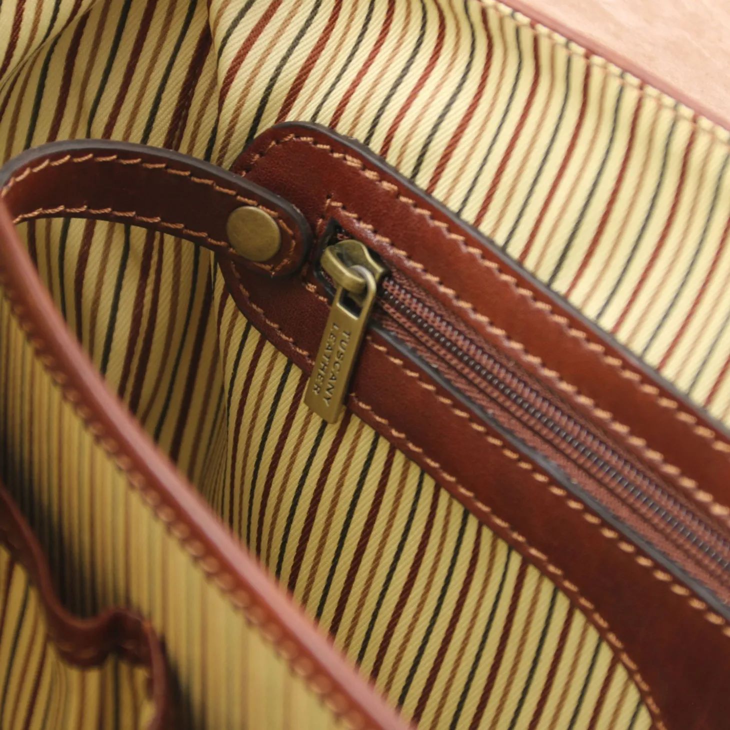 TL SMART Multifach-Aktentasche aus Leder mit Klappe